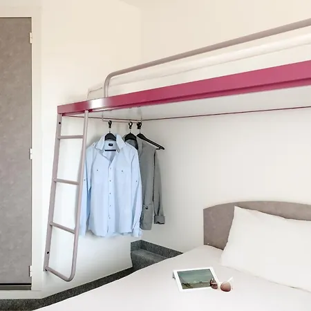 T3 Budget Hotel 3*